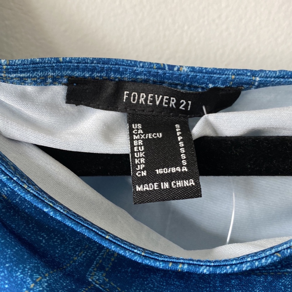 Forever 21 - Blue Denim Graphic Pattern One Side Tie Shoulder Tank Top Blouse - Picture 7 of 7